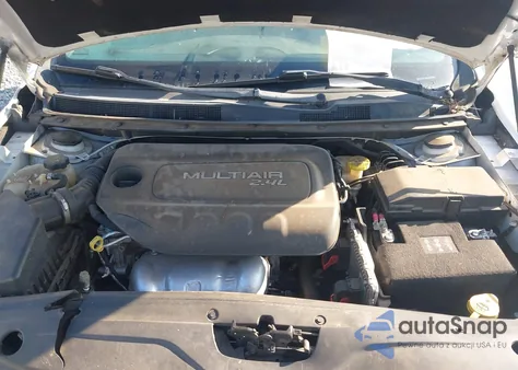 2015 Chrysler 200 Limited из США, поврежденный, VIN 1C3CCCAB8FN744693